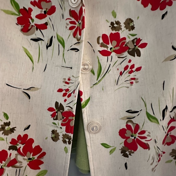 Women blouse and blazer - Picture 7 of 7